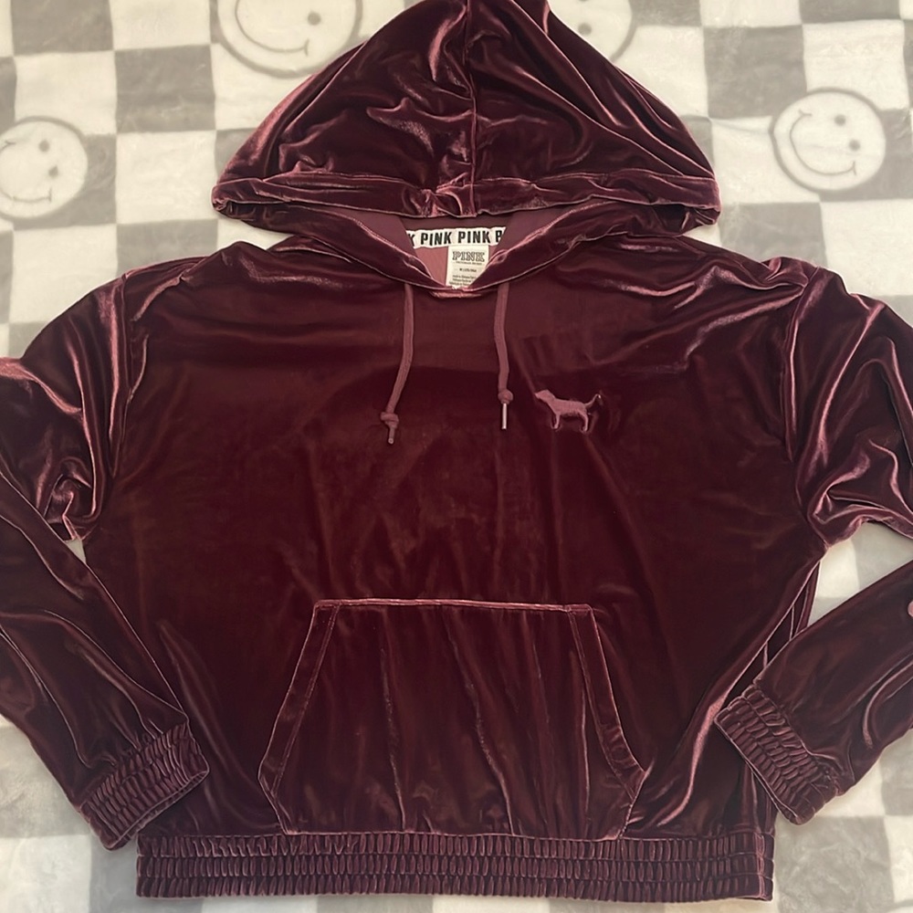 Victoria secret PINK velvety cropped pullover hoodie🍇